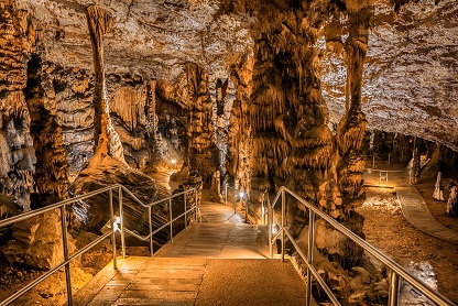 アグテレク・カルスト洞窟群への行き方